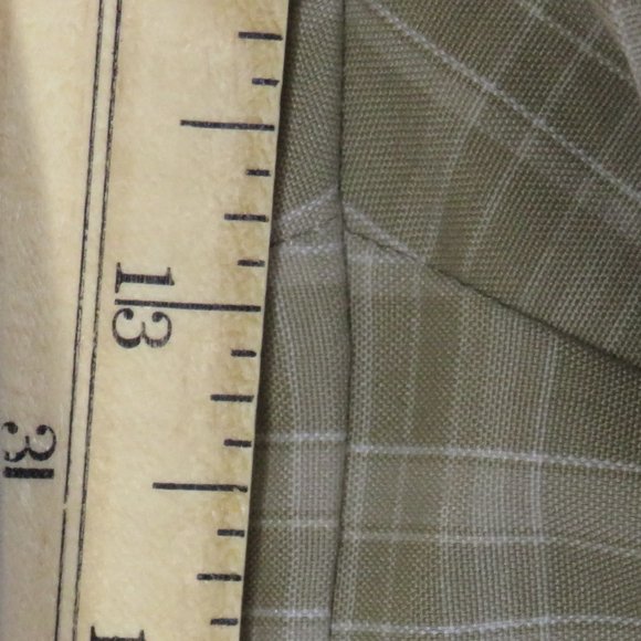 adidas* Men's 1.5" Belt Loop Multipocketed Plaid Flat Front Shorts~ Size 36 - Picture 8 of 12